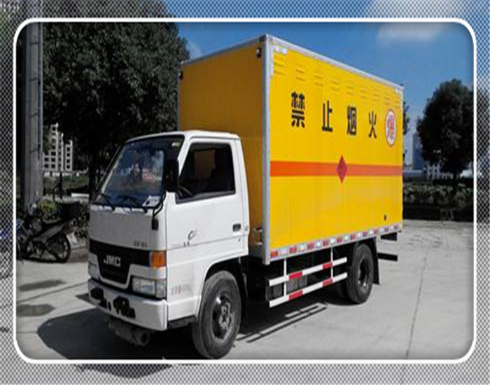 浙江專業(yè)危化品陸運(yùn)車隊